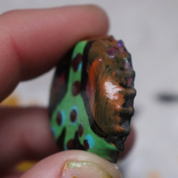 BOTTLE CAP PINBACK BUTTON - Picture 2 of 4